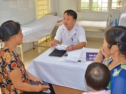 Người dân phường Tùng Thiện hào hứng tham gia Chiến dịch chăm sóc sức khỏe năm 2026