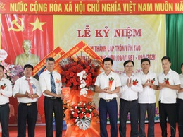 ĐOÀN CÔNG TÁC XÃ HỒNG VÂN DỰ LỄ KỶ NIỆM 65 NĂM THÀNH LẬP THÔN VÂN TẢO, XÃ CAI KINH, TỈNH LẠNG SƠN 