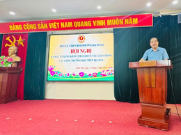 Hội cựu chiến binh phường Bạch Mai TP. Hà Nội với mô hình Tổ xung kích giảm ùn tắc giao thông cổng trường học