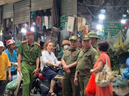 PHƯỜNG GIẢNG VÕ QUYẾT TÂM GIẢI TỎA CHỢ CÓC, CHỢ TẠM VÀ KINH DOANH TỰ PHÁT