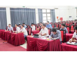 HỘI NGHỊ LÀM VIỆC VỀ NHIỆM VỤ QUY HOẠCH CHUNG XÃ HƯNG ĐẠO