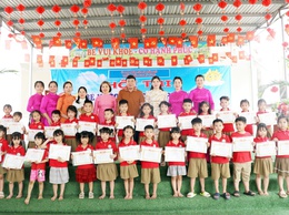 Trường Mầm non Mỹ Lương đã long trọng tổ chức Hội thi “Bé khéo tay” cấp trường năm học 2025–2026