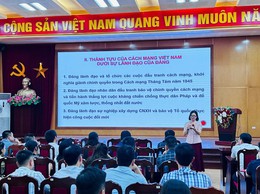 Khai giảng lớp bồi dưỡng nhận thức về Đảng khóa III/2026 tại Trung tâm Chính trị phường Tây Hồ