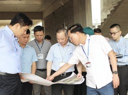 Bám sát hiện trường, đốc thúc tiến độ thi công tại các công trình trọng điểm