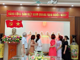 Chi bộ trường Tiểu học Tam Hiệp ra mắt ấn phẩm điện tử “Cẩm nang Y tế học đường”