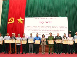 Hòa Lạc - Khen thưởng 12 tập thể và 10 cá nhân có thành tích xuất sắc trong công tác tuyển chọn, gọi công dân nhập ngũ năm 2026./.