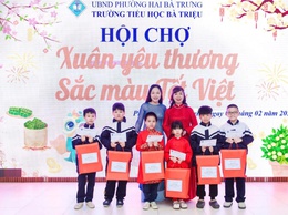 Nhà giáo - Hiệu trường Đinh Tuyết Mai - 