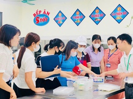 UBND xã Bất Bạt tăng cường kiểm tra công tác y tế trường học và an toàn thực phẩm tại các bếp ăn bán trú