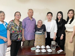 Ấm áp nghĩa tình ngày Người khuyết tật Việt Nam tại phường Thanh Xuân