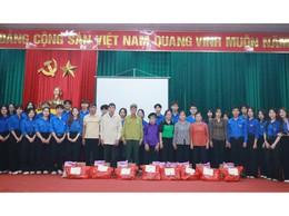 Tuổi trẻ chung tay vì cộng đồng, lan tỏa yêu thương tại xã đảo Minh Châu.