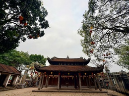  ĐÌNH THỊ NGUYÊN: Chợ phiên neo giữ hồn quê, lễ hội tháng Ba chờ những người con xa quê trở về