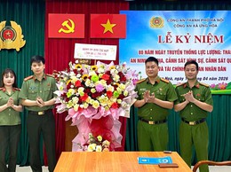 Công an xã Ứng Hòa kỷ niệm 80 năm Ngày truyền thống các lực lượng trong Công an nhân dân