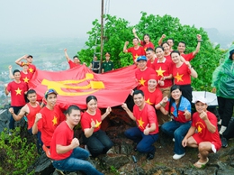 HÀNH TRÌNH NIỀM TIN TỪ ĐỈNH NÚI THẦY