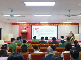 Tập huấn công tác PCCC, CNCH cho đội ngũ cán bộ công chức, người lao động phường Dương Nội