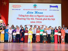 Lan tỏa giá trị truyền thống từ Liên hoan Tiếng hát dân ca Người cao tuổi phường Tây Hồ