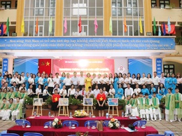 Phường Xuân Đỉnh gặp mặt, giao lưu, ký kết hợp tác giáo dục với đoàn cán bộ, giáo viên, học sinh phường Điện Biên Phủ (tỉnh Điện Biên)