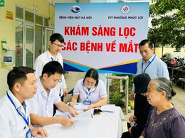 Tổ chức khám sàng lọc các bệnh về mắt, hưởng ứng Ngày Sức khỏe toàn dân 07/4