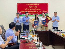 PHƯỜNG LÁNG TỔ CHỨC HỘI NGHỊ CÔNG BỐ CÁC QUYẾT ĐỊNH VỀ CÔNG TÁC CÁN BỘ VÀ TỔ CHỨC BỘ MÁY