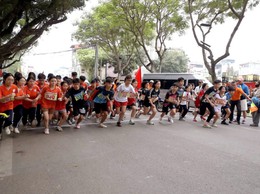 GẦN 300 VẬN ĐỘNG VIÊN TRANH TÀI Ở GIẢI THỂ THAO HỌC SINH CHÀO MỪNG 80 NĂM NGÀY TRUYỀN THỐNG NGÀNH THỂ DỤC THỂ THAO