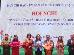Phường Bạch Mai khen thưởng hàng trăm tập thể, cá nhân trong công tác bầu cử