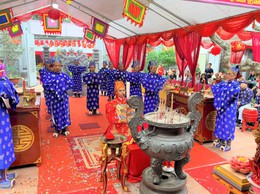 LỄ HỘI TRUYỀN THỐNG ĐÌNH HẬU