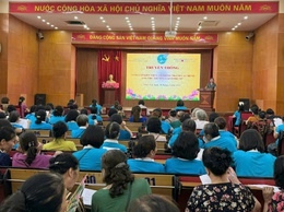 Trạm Y tế Phường phối hợp hội liên hiệp phụ nữ phường tổ chức truyền thông cung cấp kiến thức về phòng tránh các bệnh ung thư thường gặp ở phụ nữ