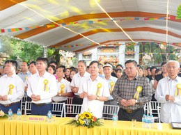 TÙNG LÂM HÒA PHÚC: TRANG TRỌNG ĐẠI LỄ KỶ NIỆM 30 NĂM RƯỚC PHẬT TRUYỀN THỐNG VÀ 20 NĂM THƯỢNG TỌA TRỤ TRÌ CHẤP CẢNH