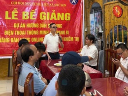 CHI HỘI NGƯỜI MÙ LIÊN XÃ SÓC SƠN BẾ GIẢNG LỚP HỌC SỬ DỤNG ĐIỆN THOẠI THÔNG MINH VÀ KỸ NĂNG BÁN HÀNG ONLINE