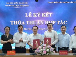 Phường Tây Tựu ký kết hợp tác với Trường Đại học Ngoại ngữ, nâng cao chất lượng giáo dục