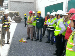 Đổi mới công tác an toàn, vệ sinh lao động trong kỷ nguyên số tại xã Phú Nghĩa