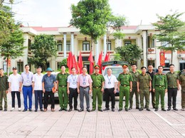Ra quân duy trì trật tự đô thị trên địa bàn xã Hưng Đạo