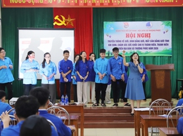 Hơn 100 đoàn viên thanh niên xã Thượng Phúc được truyền thông về Giới, bình đẳng giới, mất cân bằng giới tính khi sinh và chăm sóc sức khỏe vị thành niên, thanh niên