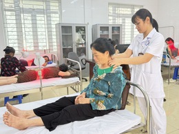 Đưa Nghị quyết 72-NQ/TW vào cuộc sống: Phát huy thế mạnh y học cổ truyền