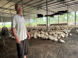 NGƯỜI CÁN BỘ MẶT TRẬN GƯƠNG MẪU, LÀM KINH TẾ GIỎI