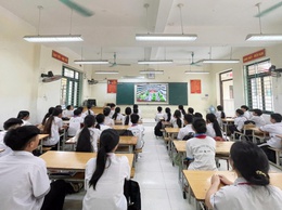 Các trường THCS trên địa bàn xã Quảng Bị tham dự tiết học pháp luật trực tuyến “Gen Z – Tự hào Hà nội, sống chuẩn an toàn”