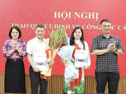 Xã Mê Linh trao quyết định về công tác cán bộ