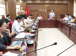 Xã Phú xuyên tổ chức hội nghị quán triệt, triển khai các văn bản, nghị quyết quan trọng.