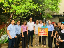 Hát Môn khởi công xây dựng nhà Đại đoàn kết cho hộ cận nghèo