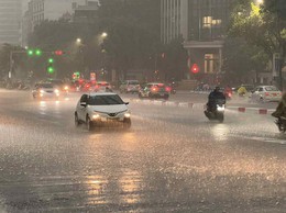 Miền Bắc sẽ đón thêm 2 đợt không khí lạnh mới ngay trong tháng này, nhiều nơi mưa to