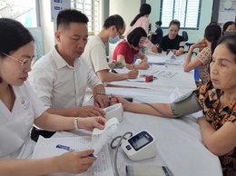 Đoài Phương 570 người được khám sức khỏe miễn phí