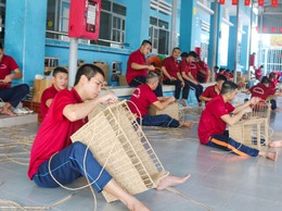 Phòng giao dịch Ngân hàng chính sách xã hội Hoài Đức triển khai chính sách tín dụng mới - tiếp sức người sau cai nghiện ma túy làm lại cuộc đời