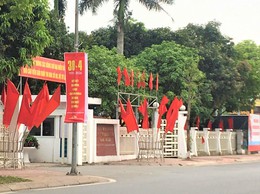 Long Biên đẩy mạnh các hoạt động tuyên truyền, văn hóa - thể thao chào mừng kỷ niệm 51 năm ngày Giải phóng miền Nam, thống nhất đất nước, 140 năm ngày Quốc tế Lao động và 136 năm ngày sinh Chủ tịch Hồ Chí Minh.