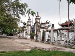 Đình - Đền Bài Trường: Nơi phụng thờ những vị anh hùng có công lao to lớn trong sự nghiệp dựng nước và giữ nước từ thời đại Hùng Vương thứ XVII - XVIII
