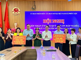 Cựu chiến binh Đoàn Thị Ngọc Lan ủng hộ 35 triệu đồng cho quỹ an sinh xã Phúc Lộc