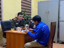 Công an xã Quảng Bị xử phạt trường hợp đăng tải thông tin xấu độc, xuyên tạc trên không gian mạng