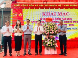Tưng bừng khai mạc Lễ hội truyền thống làng Võng Ngoại