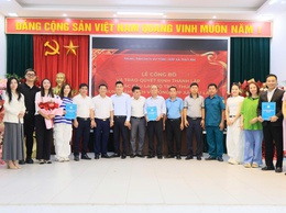 TRUNG TÂM DỊCH VỤ TỔNG HỢP XÃ THƯ LÂM TỔ CHỨC LỄ CÔNG BỐ VÀ TRAO QUYẾT ĐỊNH THÀNH LẬP CÁC CÂU LẠC BỘ TRỰC THUỘC TRUNG TÂM