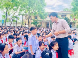 TRƯỜNG TIỂU HỌC QUẢNG PHÚ CẦU TĂNG CƯỜNG TUYÊN TRUYỀN PHÒNG CHỐNG ĐUỐI NƯỚC, TAI NẠN THƯƠNG TÍCH CHO HỌC SINH