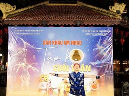 Dịp nghỉ lễ sôi động với âm nhạc cộng đồng bên hồ Hoàn Kiếm