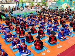 Trường mầm non Nam Phương Tiến: Sôi nổi hội thi rung chuông vàng – sân chơi tiếng Anh bổ ích cho trẻ mầm non